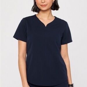 Fabletics 3 pocket petal navy scrub top